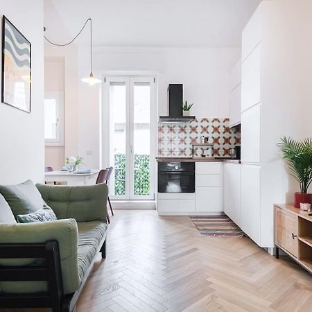 Easylife - Apartment With Balcony Near Navigli Milan Luaran gambar
