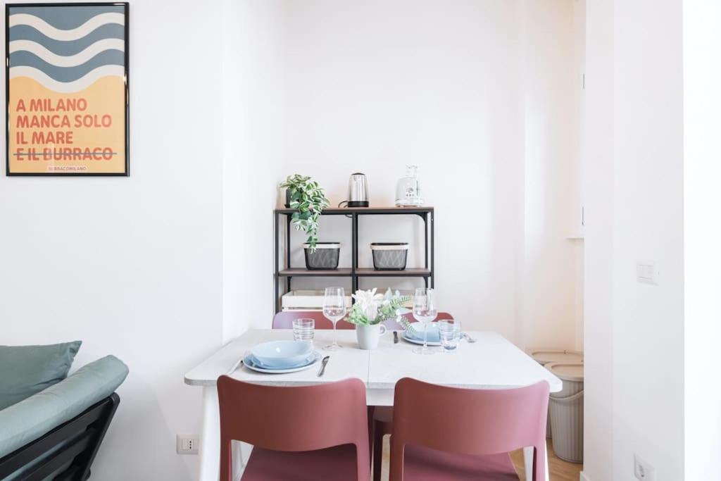 Easylife - Apartment With Balcony Near Navigli Milan Luaran gambar