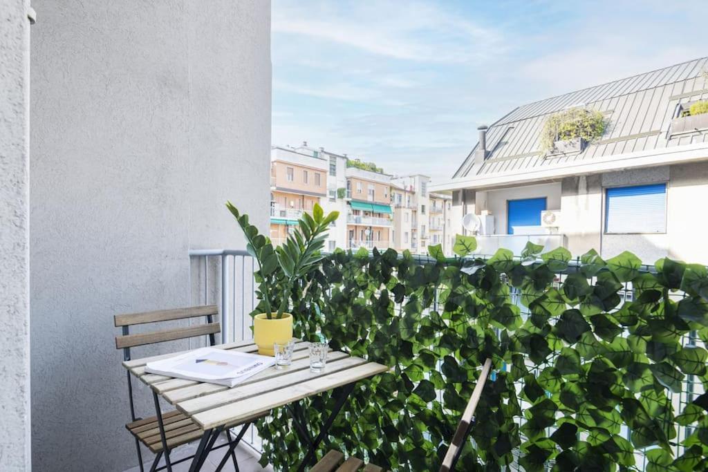 Easylife - Apartment With Balcony Near Navigli Milan Luaran gambar